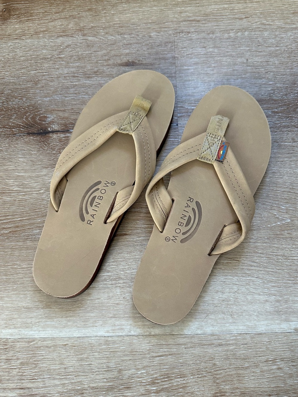 NWOT Rainbow Sandals